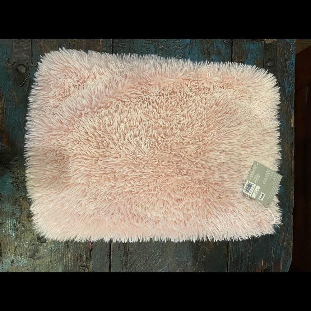 NWT Ugg Pink Decorative  Pillow Sham